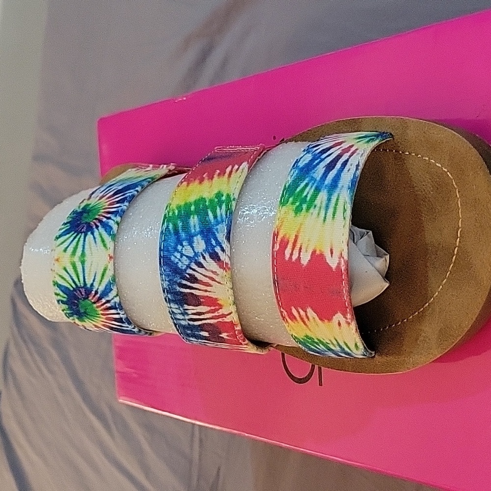 WOMEN'S TIE DYE SANDALS BY CORKYS - SIZE 10